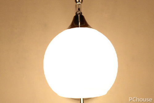 裝飾壁燈購(gòu)買(mǎi)指南 客廳壁燈最新報(bào)價(jià)與燈具塑件解析